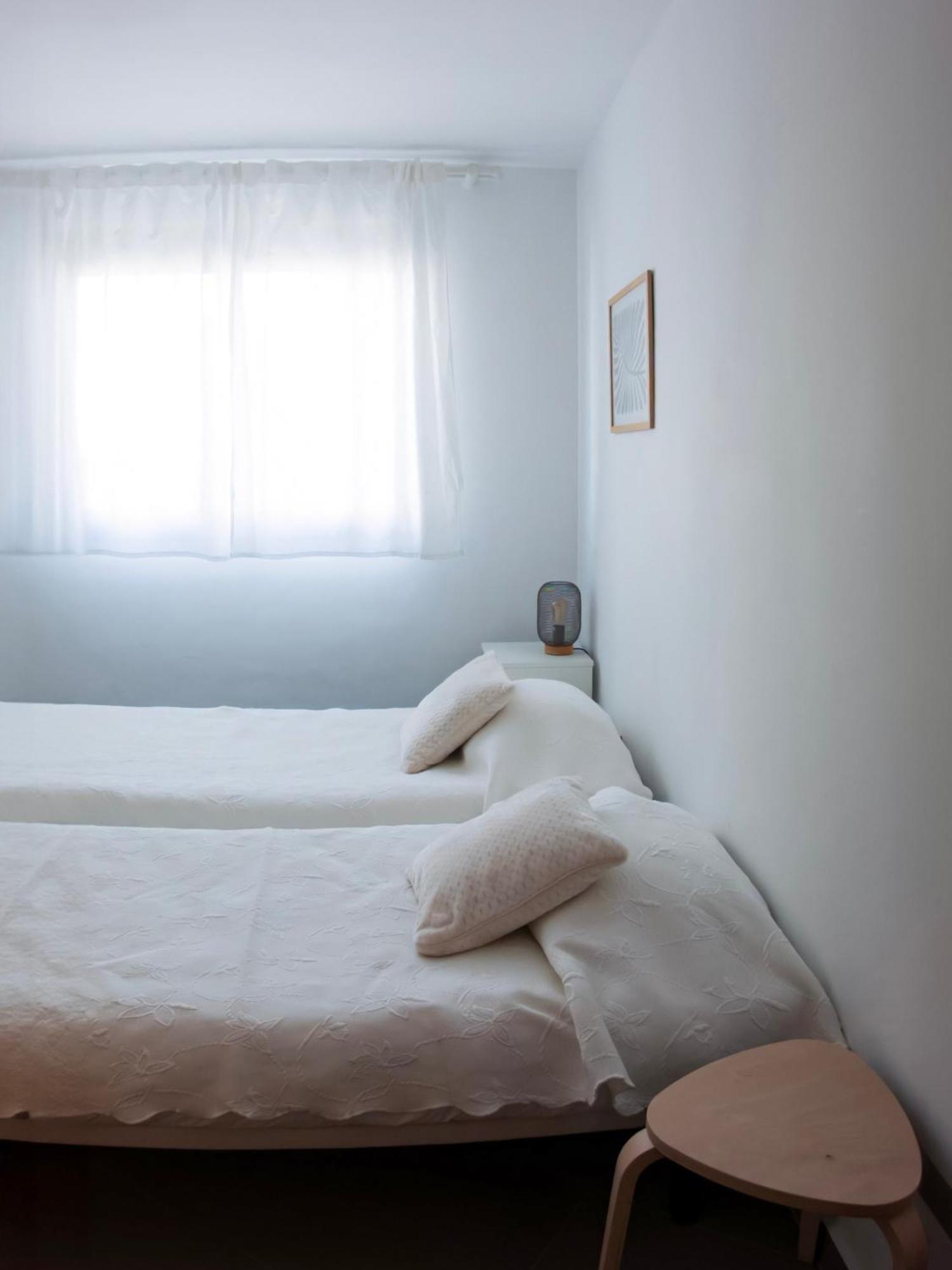 Habitaciones privadas con baño en piso céntrico Gandía Exterior foto