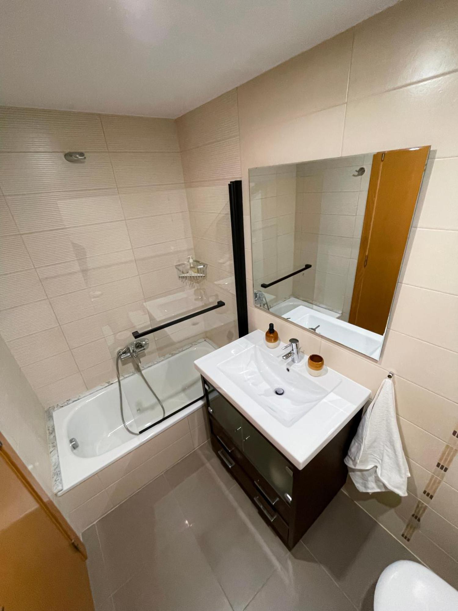 Habitaciones privadas con baño en piso céntrico Gandía Exterior foto